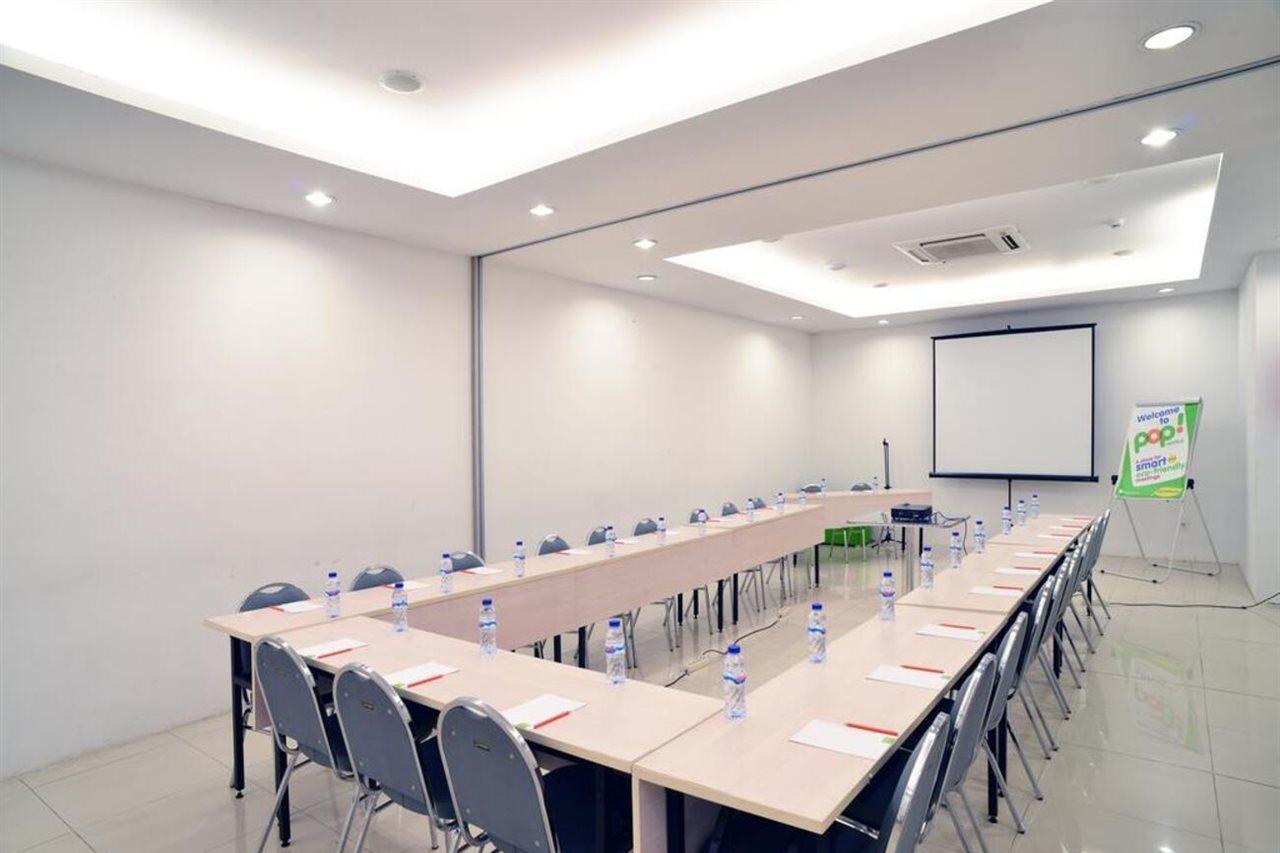 Pop! Hotel Tebet Jakarta Extérieur photo