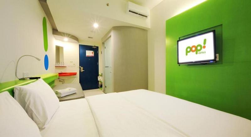 Pop! Hotel Tebet Jakarta Chambre photo