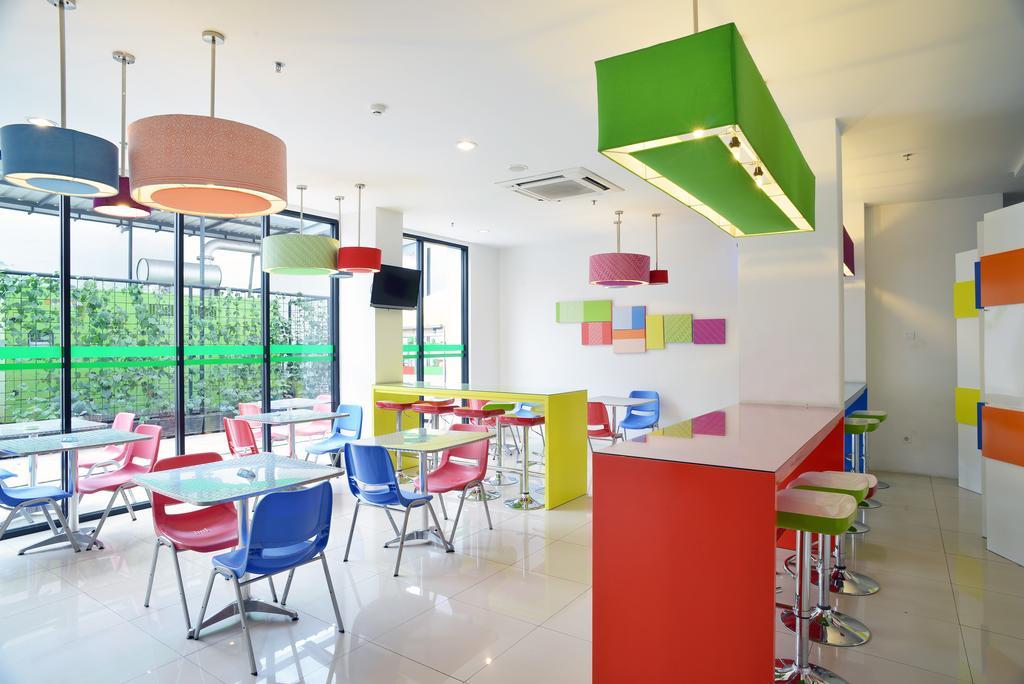Pop! Hotel Tebet Jakarta Extérieur photo